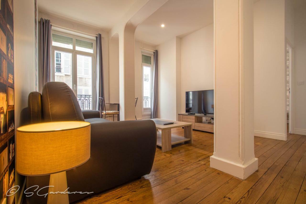 Pau'S Appart Apartment ภายนอก รูปภาพ