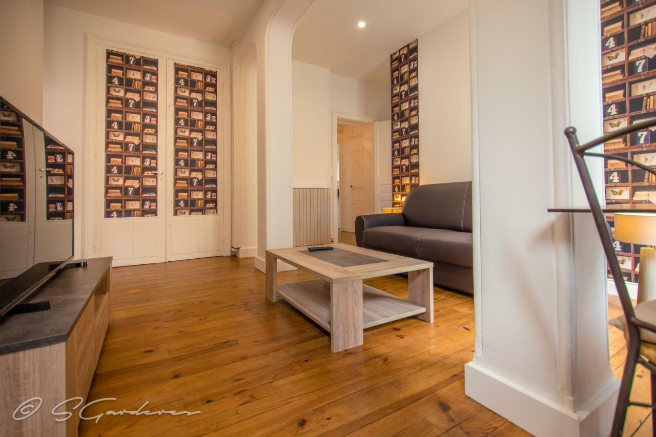 Pau'S Appart Apartment ภายนอก รูปภาพ